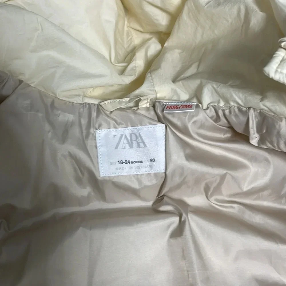 Zara preowned gold